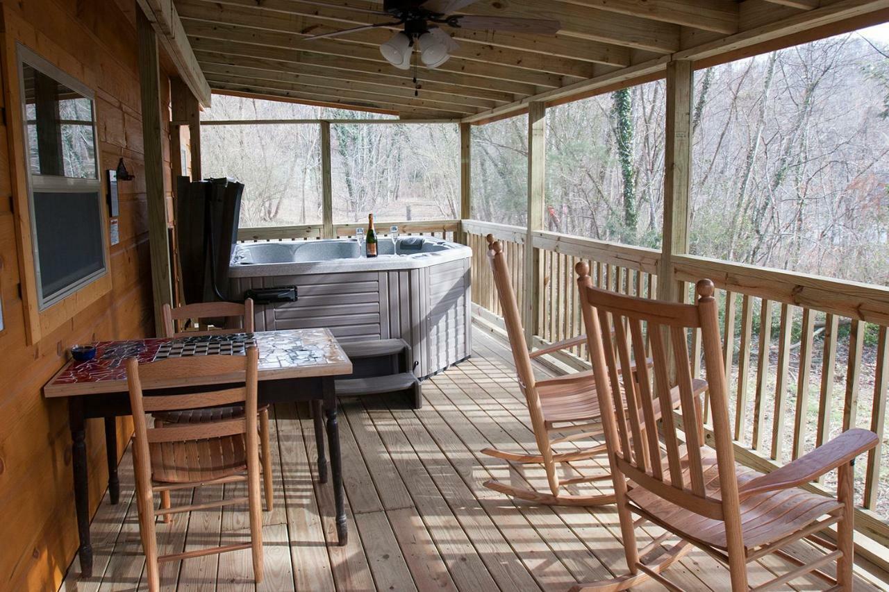 Pine Gables Cabins Βίλα Lake Lure Εξωτερικό φωτογραφία