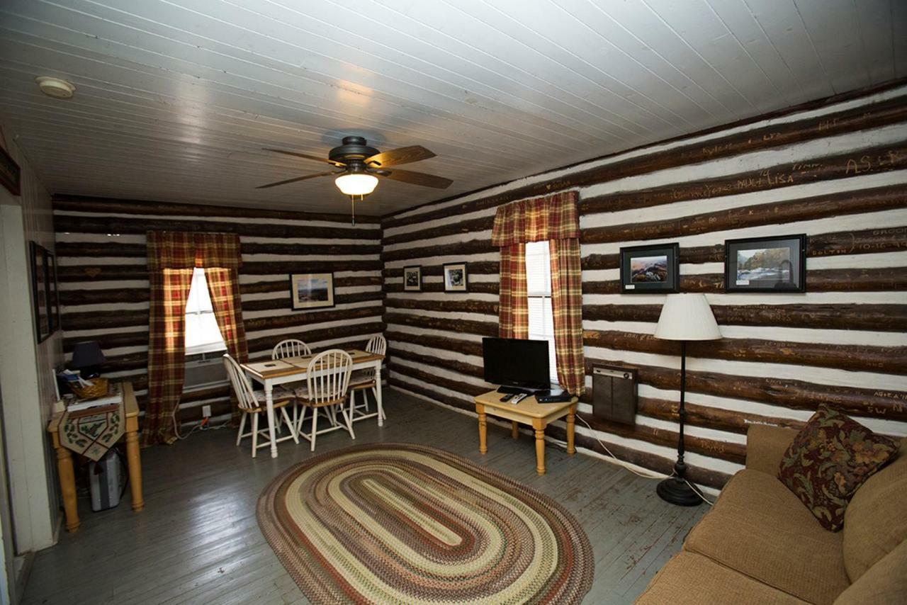 Pine Gables Cabins Βίλα Lake Lure Εξωτερικό φωτογραφία